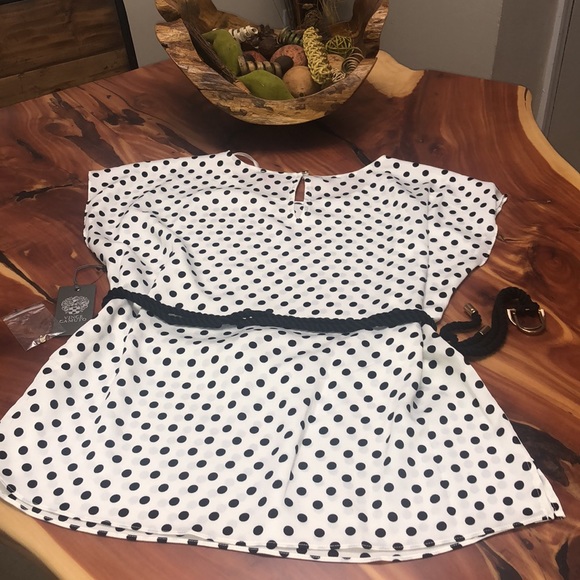 Vince Camuto Ruffle Sleeve Belted Dot Blouse - Picture 5 of 8